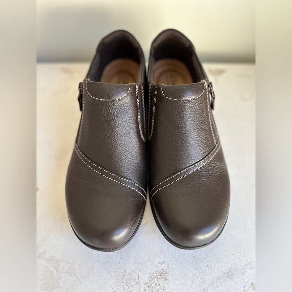 Clarks Brown Leather Mule Clog Loafers Zip Up Women’s Size 10